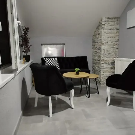 Planina Apartment *