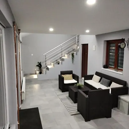 Planina Apartment Goc